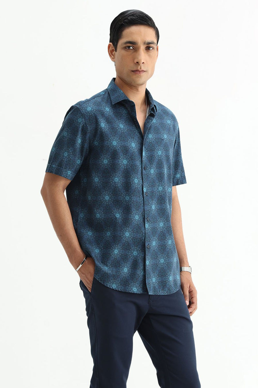 BASICS SLIM FIT  COTTON DIGITAL PRINTED HALFSLEEVES SHIRT