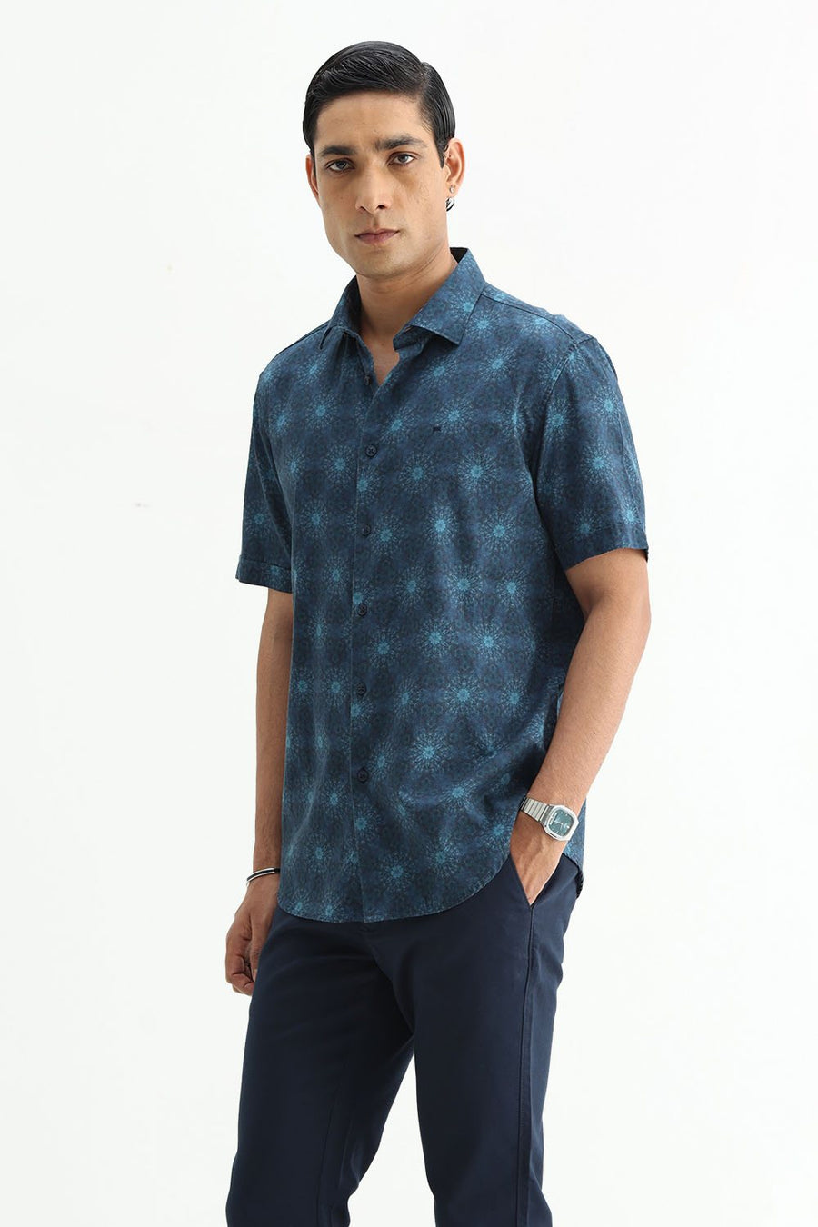 BASICS SLIM FIT  COTTON DIGITAL PRINTED HALFSLEEVES SHIRT