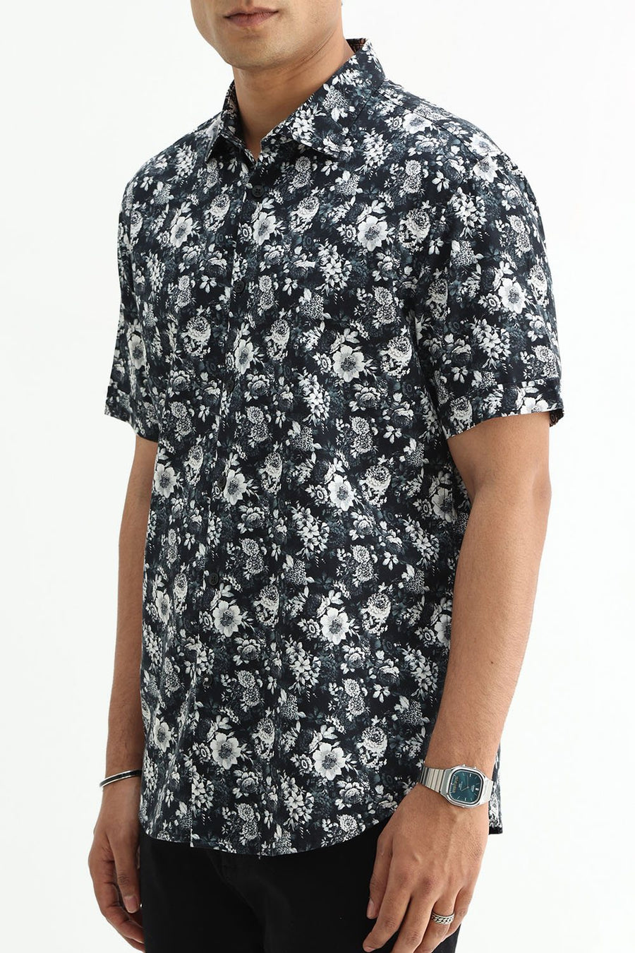 BASICS SLIM FIT  COTTON DIGITAL PRINTED HALFSLEEVES SHIRT