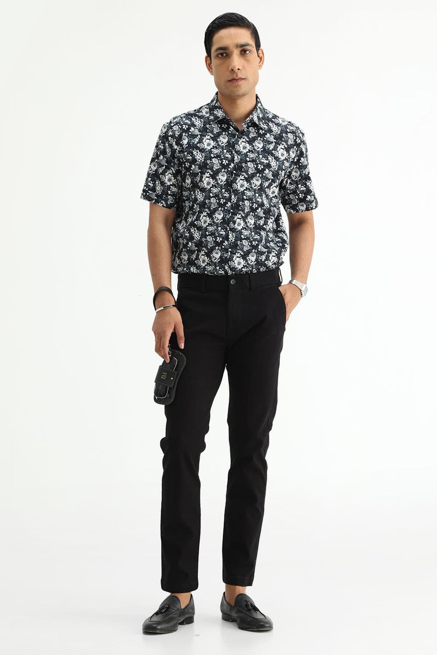 BASICS SLIM FIT  COTTON DIGITAL PRINTED HALFSLEEVES SHIRT