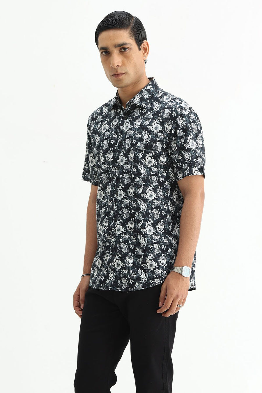 BASICS SLIM FIT  COTTON DIGITAL PRINTED HALFSLEEVES SHIRT