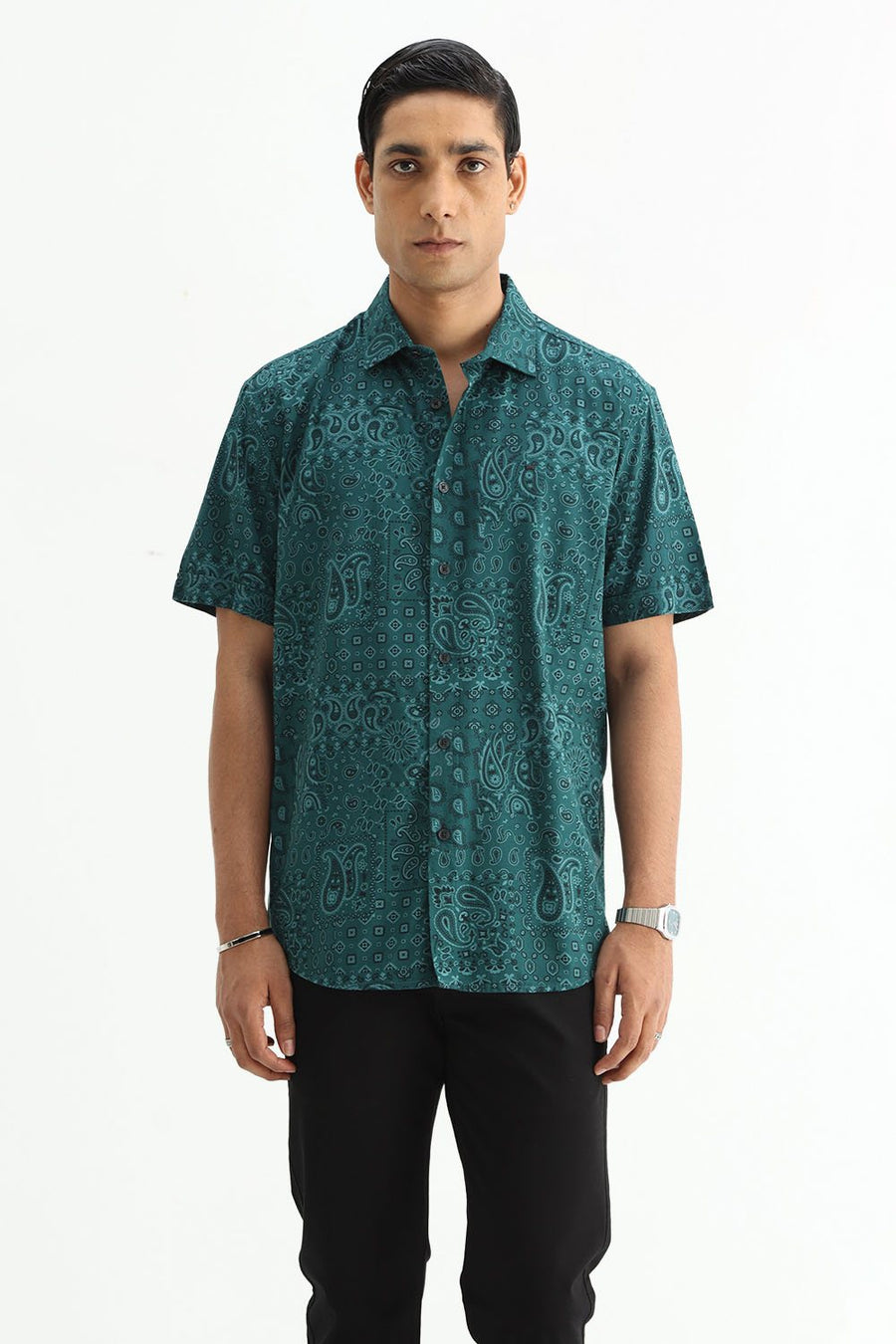 BASICS SLIM FIT  COTTON VISCOSE PRINTED HALFSLEEVES SHIRT
