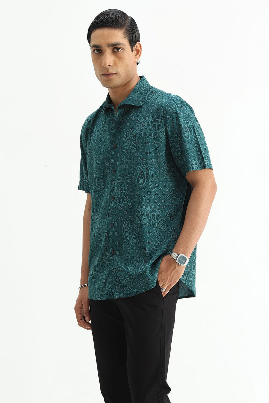 BASICS SLIM FIT  COTTON VISCOSE PRINTED HALFSLEEVES SHIRT
