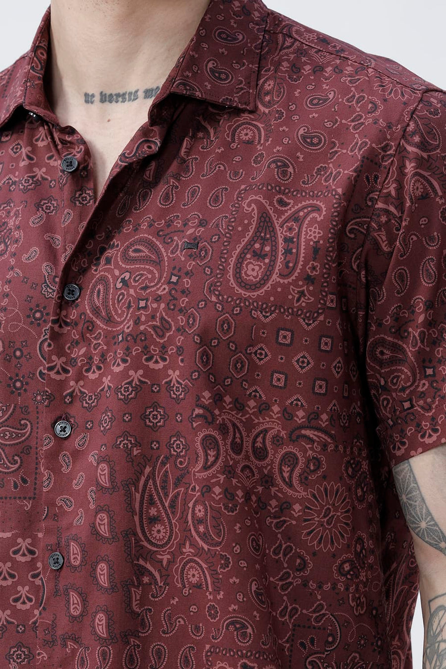 BASICS SLIM FIT  COTTON VISCOSE PRINTED HALFSLEEVES SHIRT