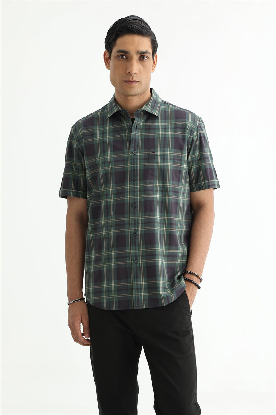 BASICS SLIM FIT RIFLE GREEN COTTON PLAIN CHECKS HALFSLEEVES SHIRT