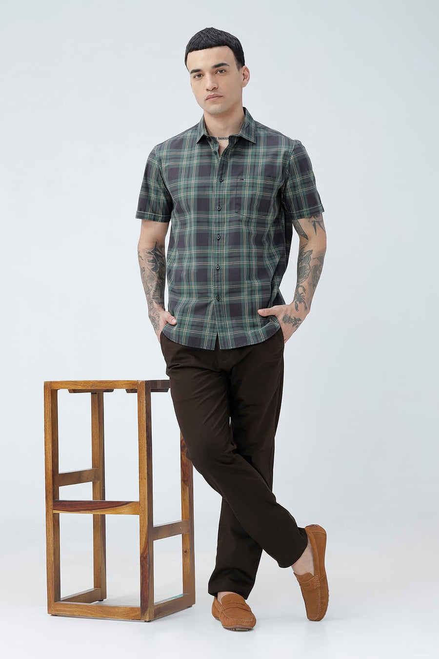 BASICS SLIM FIT RIFLE GREEN COTTON PLAIN CHECKS HALFSLEEVES SHIRT
