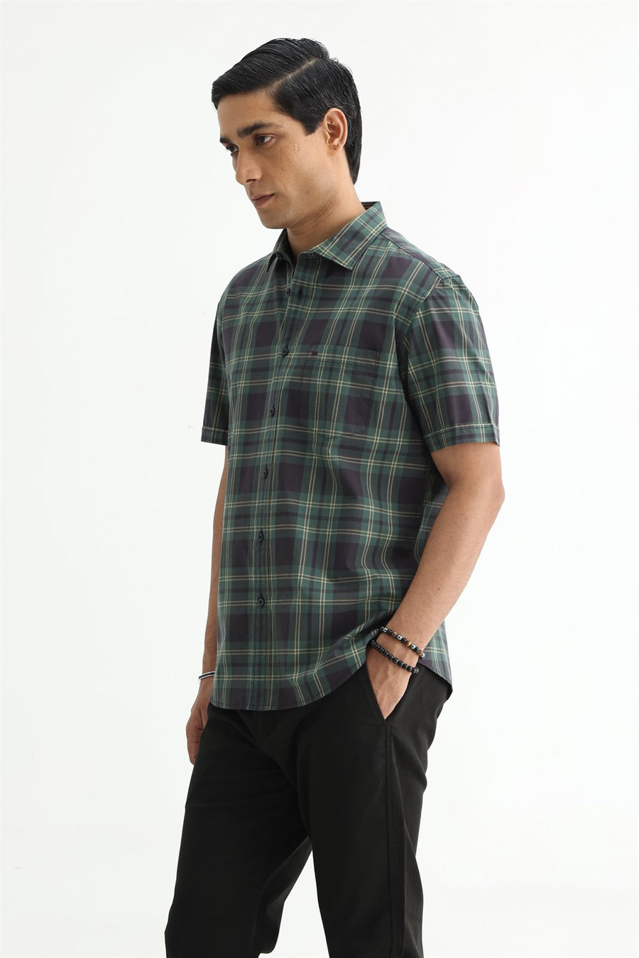 BASICS SLIM FIT RIFLE GREEN COTTON PLAIN CHECKS HALFSLEEVES SHIRT