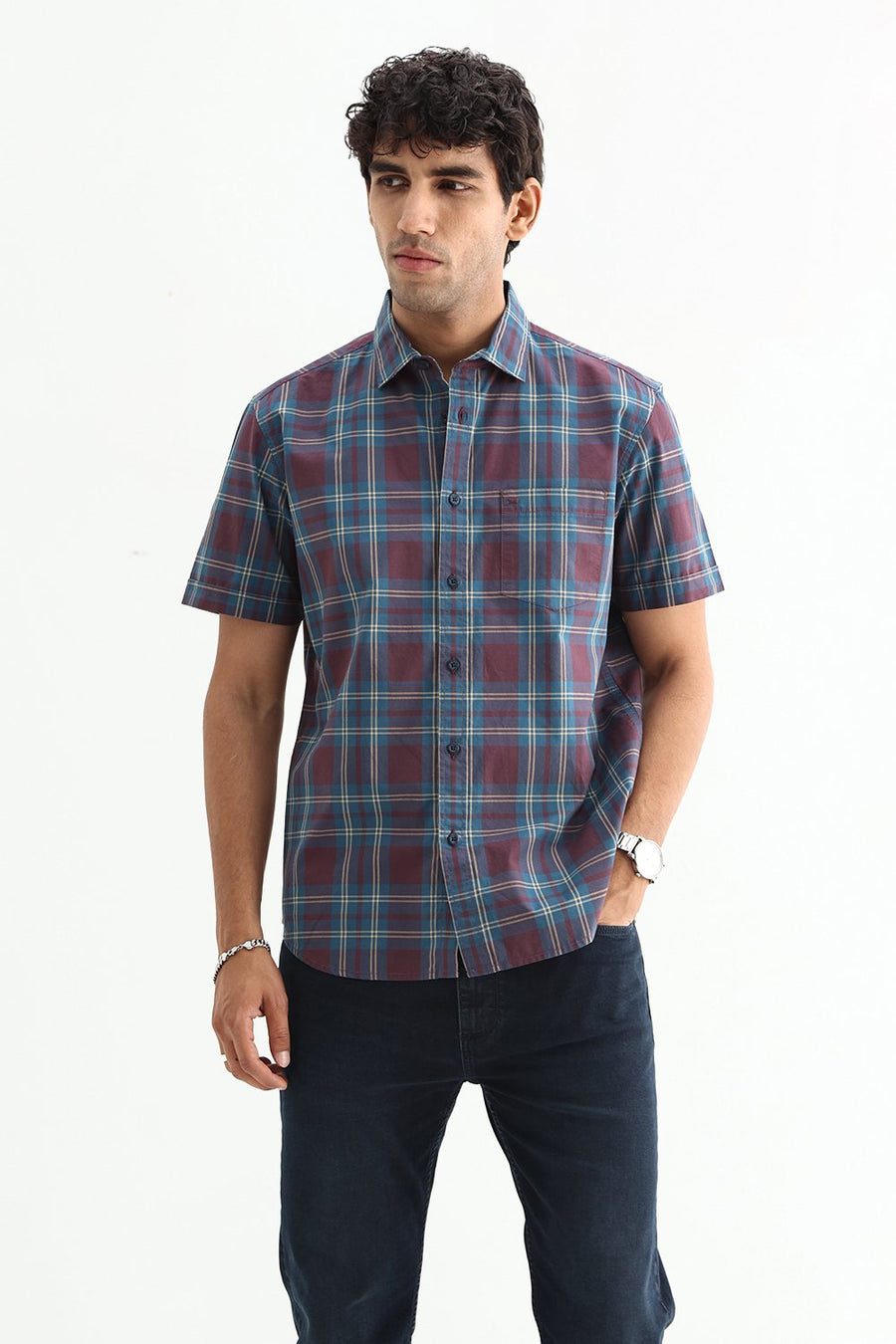 BASICS SLIM FIT STONE MAROON COTTON PLAIN CHECKS HALFSLEEVES SHIRT
