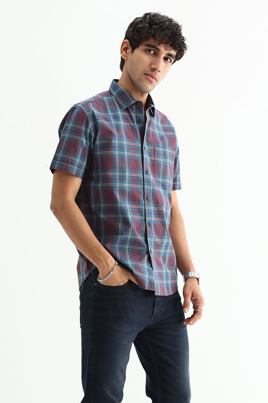 BASICS SLIM FIT STONE MAROON COTTON PLAIN CHECKS HALFSLEEVES SHIRT