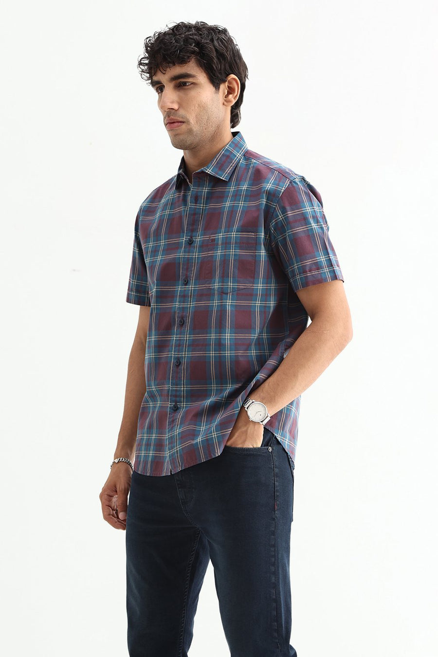 BASICS SLIM FIT STONE MAROON COTTON PLAIN CHECKS HALFSLEEVES SHIRT