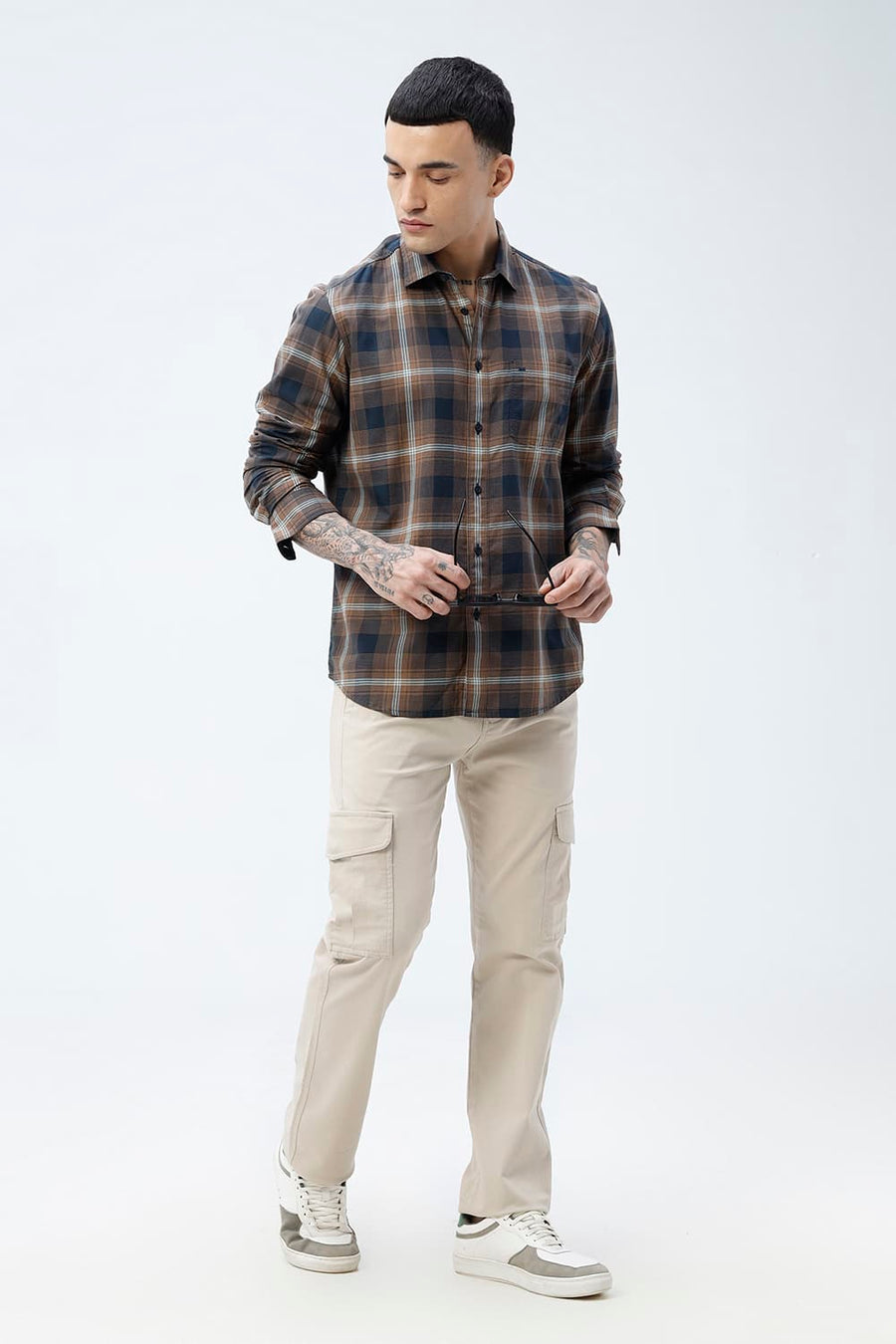 BASICS SLIM FIT COCOA NAVY COTTON TWILL CHECKS SHIRT