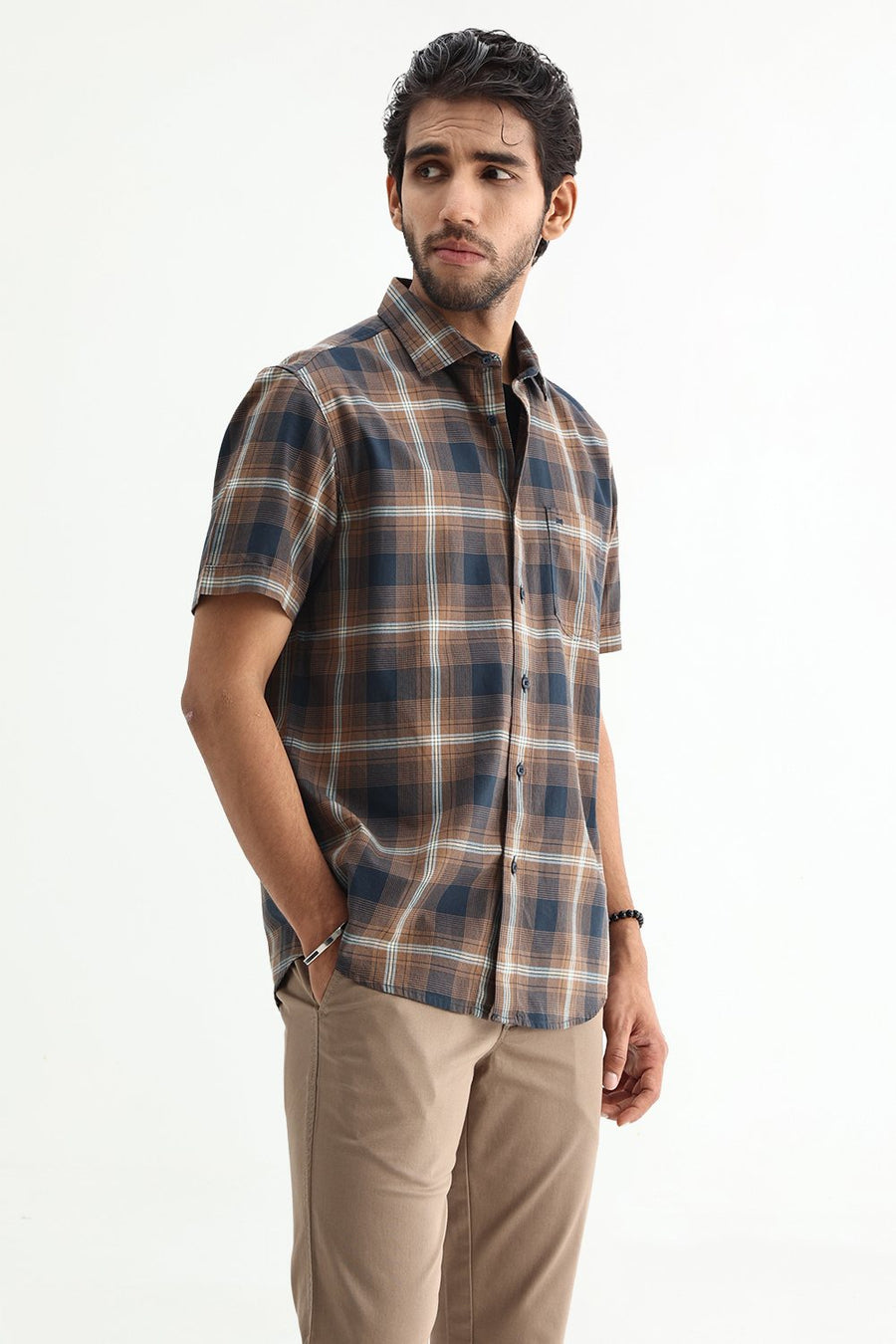 BASICS SLIM FIT COCOA NAVY COTTON TWILL CHECKS HALFSLEEVES SHIRT