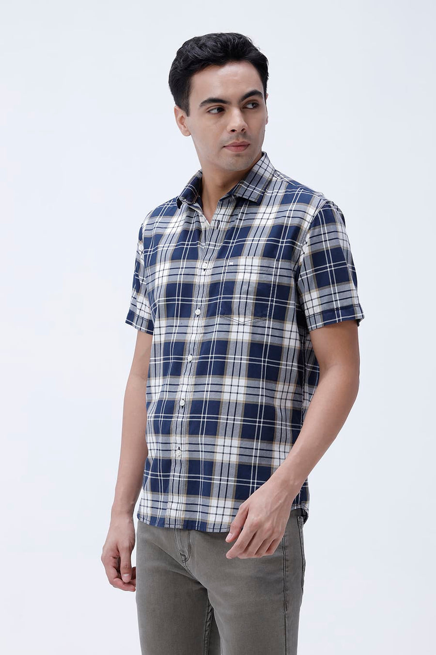 BASICS SLIM FIT MAJOLICA NAVY COTTON TWILL CHECKS HALFSLEEVES SHIRT
