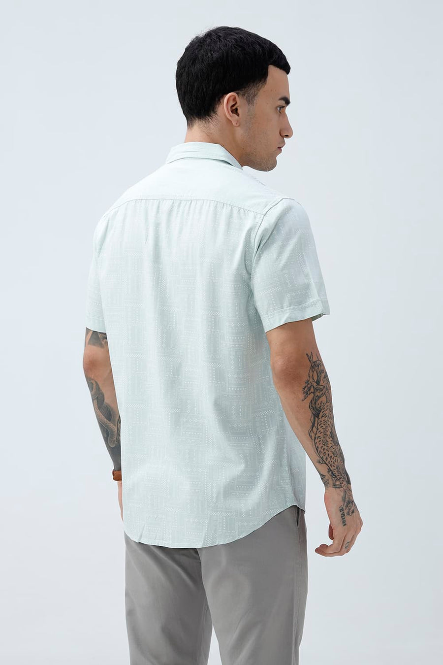 BASICS SLIM FIT FROSTY GREEN COTTON VISCOSE PRINTED HALFSLEEVES SHIRT