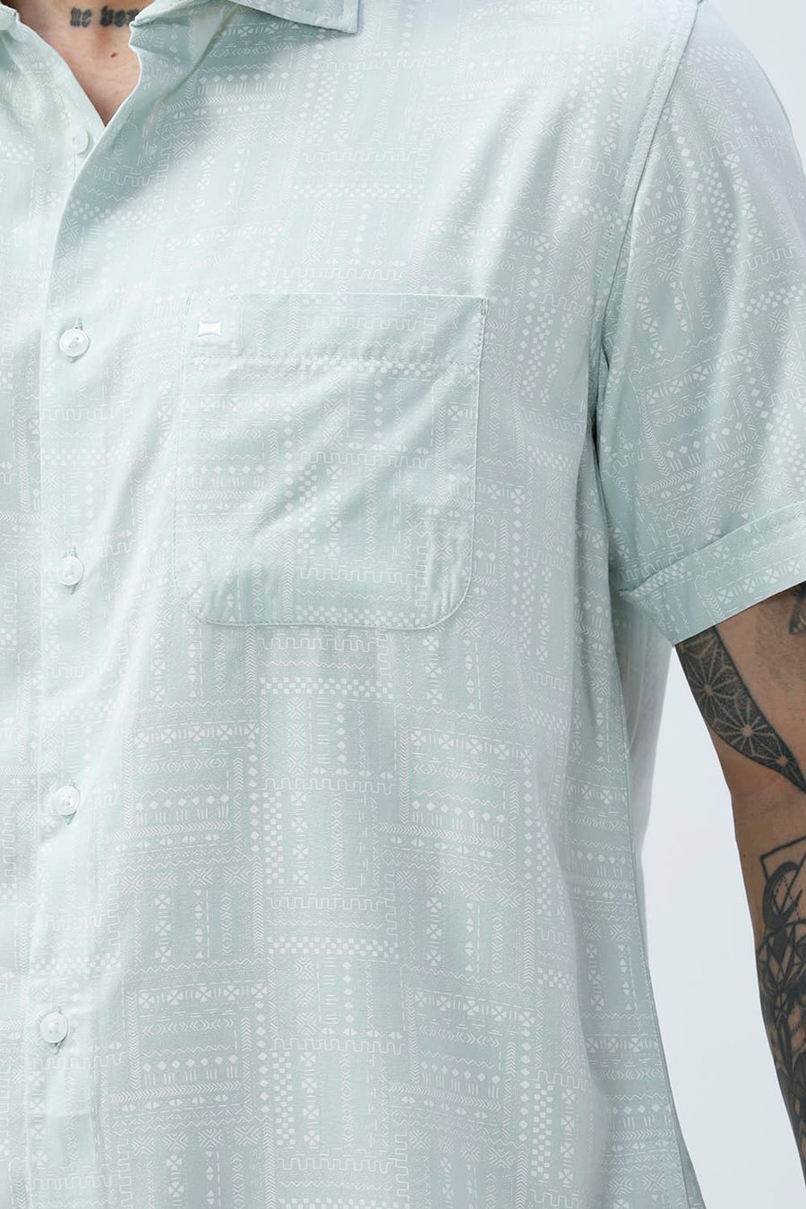BASICS SLIM FIT FROSTY GREEN COTTON VISCOSE PRINTED HALFSLEEVES SHIRT