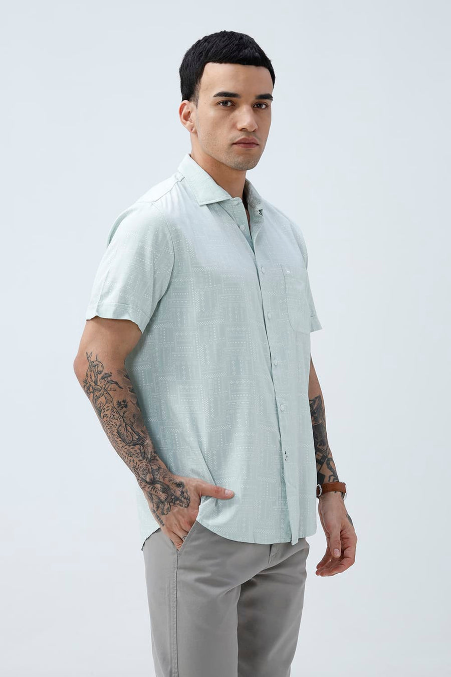 BASICS SLIM FIT FROSTY GREEN COTTON VISCOSE PRINTED HALFSLEEVES SHIRT