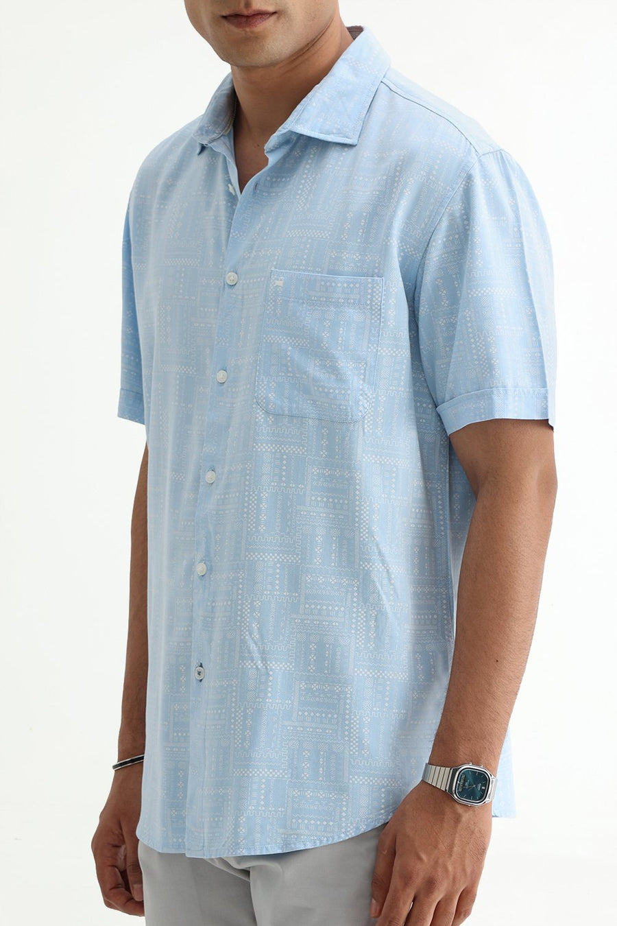 BASICS SLIM FIT SUMMER BLUE COTTON VISCOSE PRINTED HALFSLEEVES SHIRT