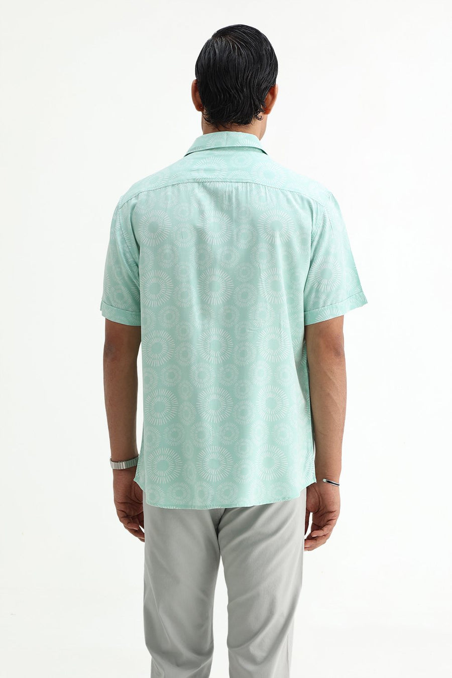BASICS SLIM FIT  COTTON VISCOSE PRINTED HALFSLEEVES SHIRT
