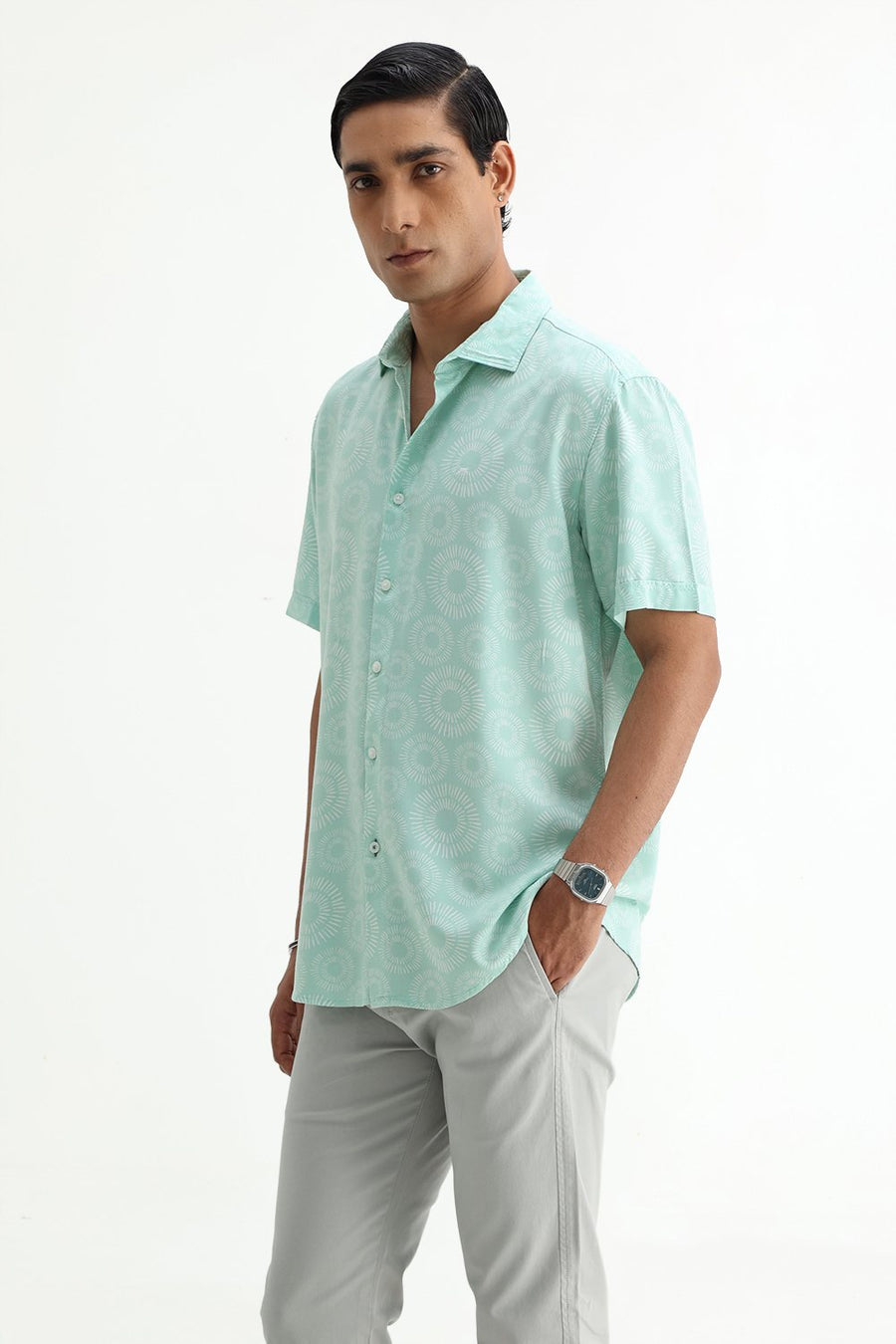 BASICS SLIM FIT  COTTON VISCOSE PRINTED HALFSLEEVES SHIRT
