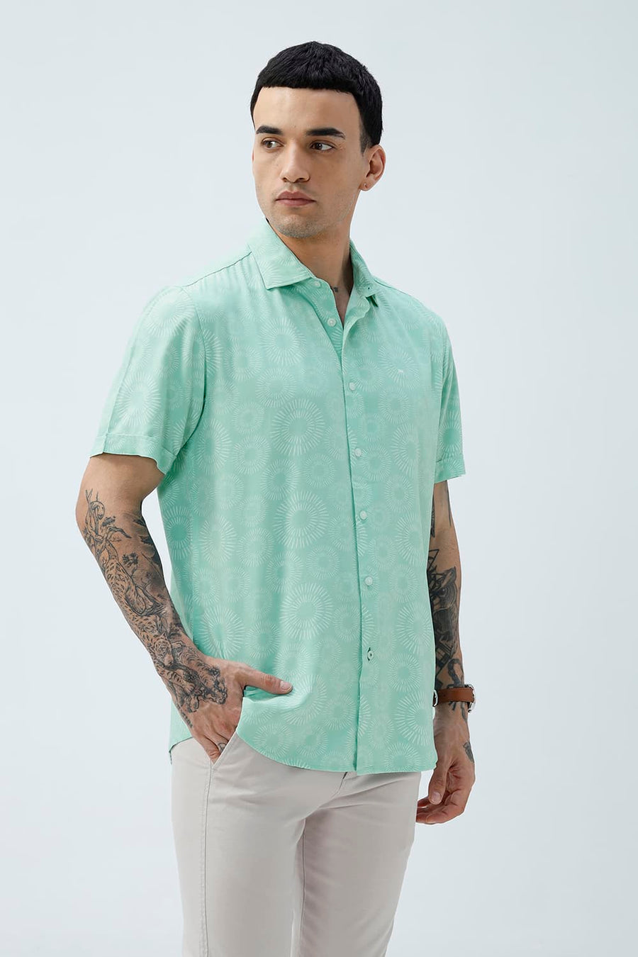 BASICS SLIM FIT  COTTON VISCOSE PRINTED HALFSLEEVES SHIRT