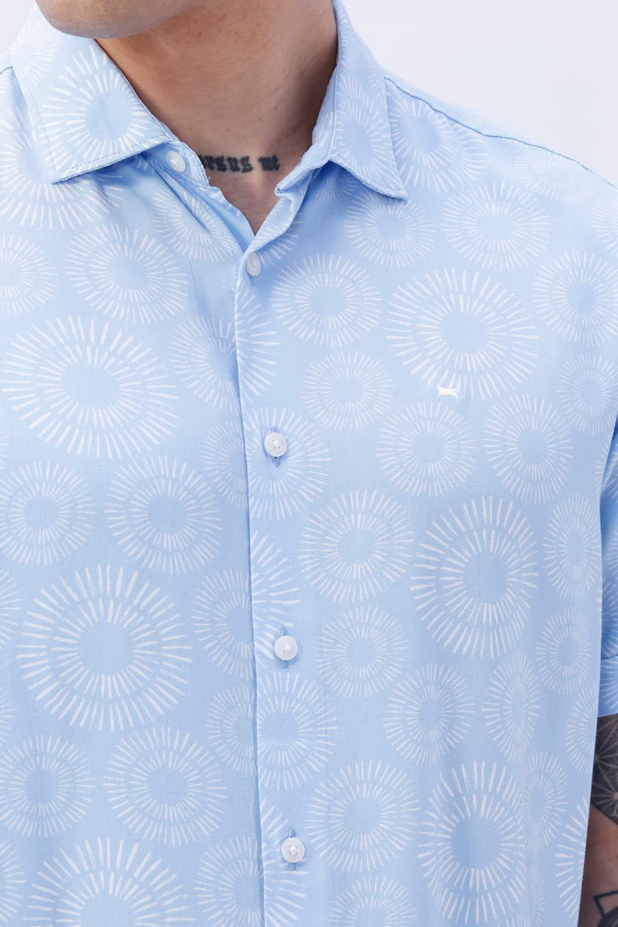 BASICS SLIM FIT  COTTON VISCOSE PRINTED HALFSLEEVES SHIRT