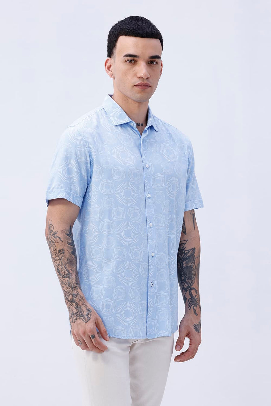 BASICS SLIM FIT  COTTON VISCOSE PRINTED HALFSLEEVES SHIRT