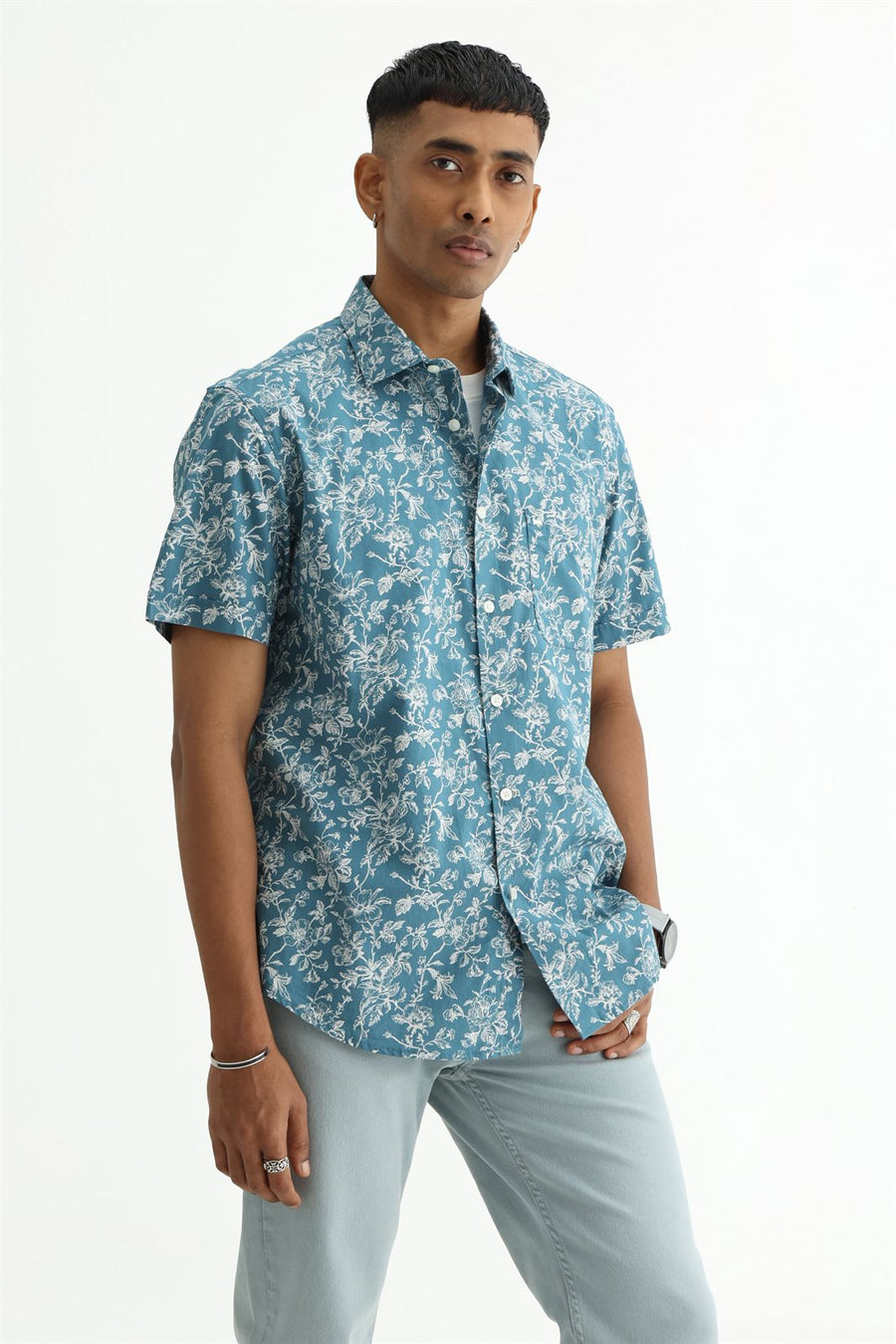 BASICS SLIM FIT SMOKE TEAL COTTON POPLIN PRINTED HALFSLEEVES SHIRT