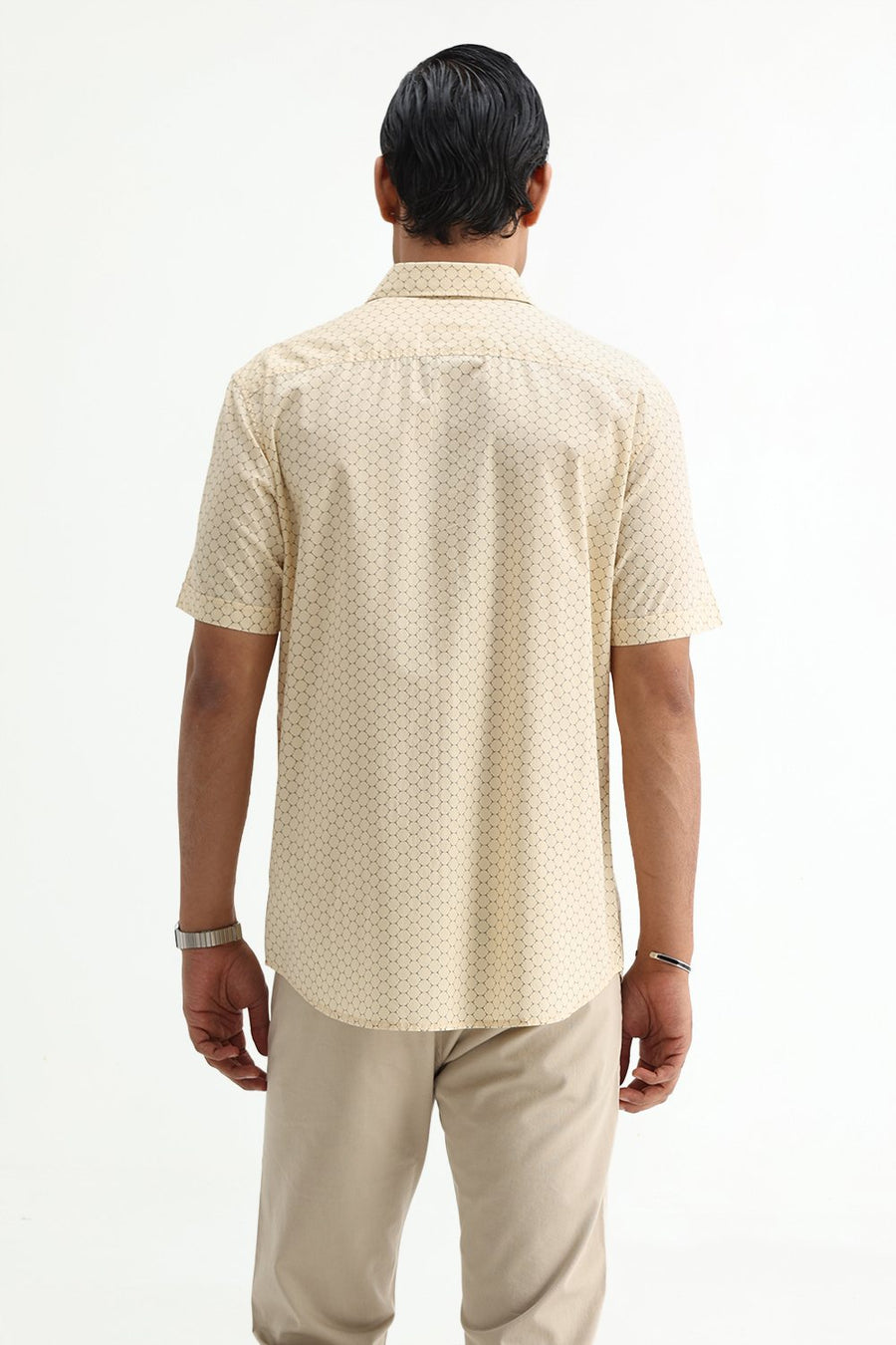 BASICS SLIM FIT CORN BEIGE COTTON POPLIN PRINTED HALFSLEEVES SHIRT