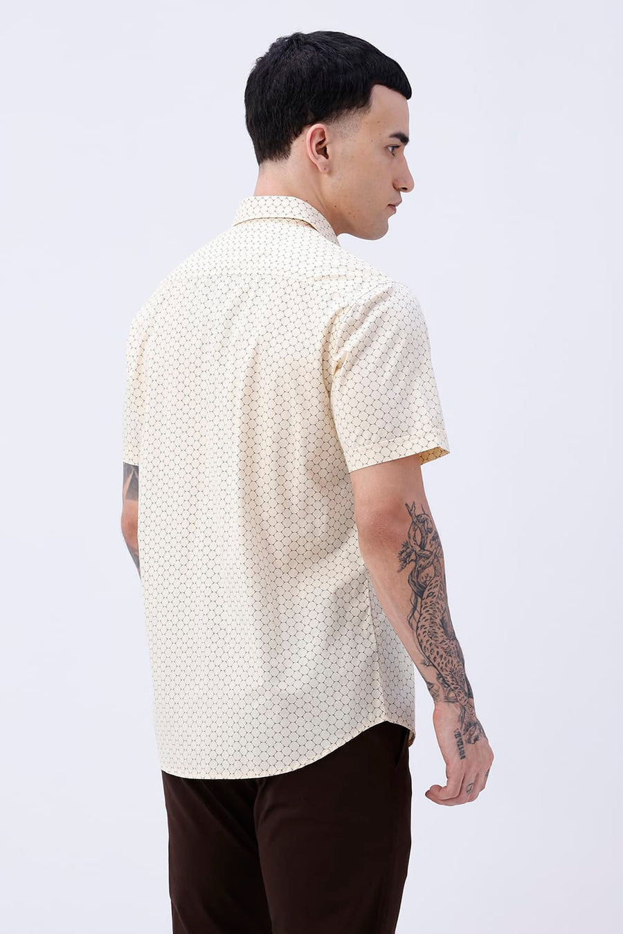 BASICS SLIM FIT CORN BEIGE COTTON POPLIN PRINTED HALFSLEEVES SHIRT