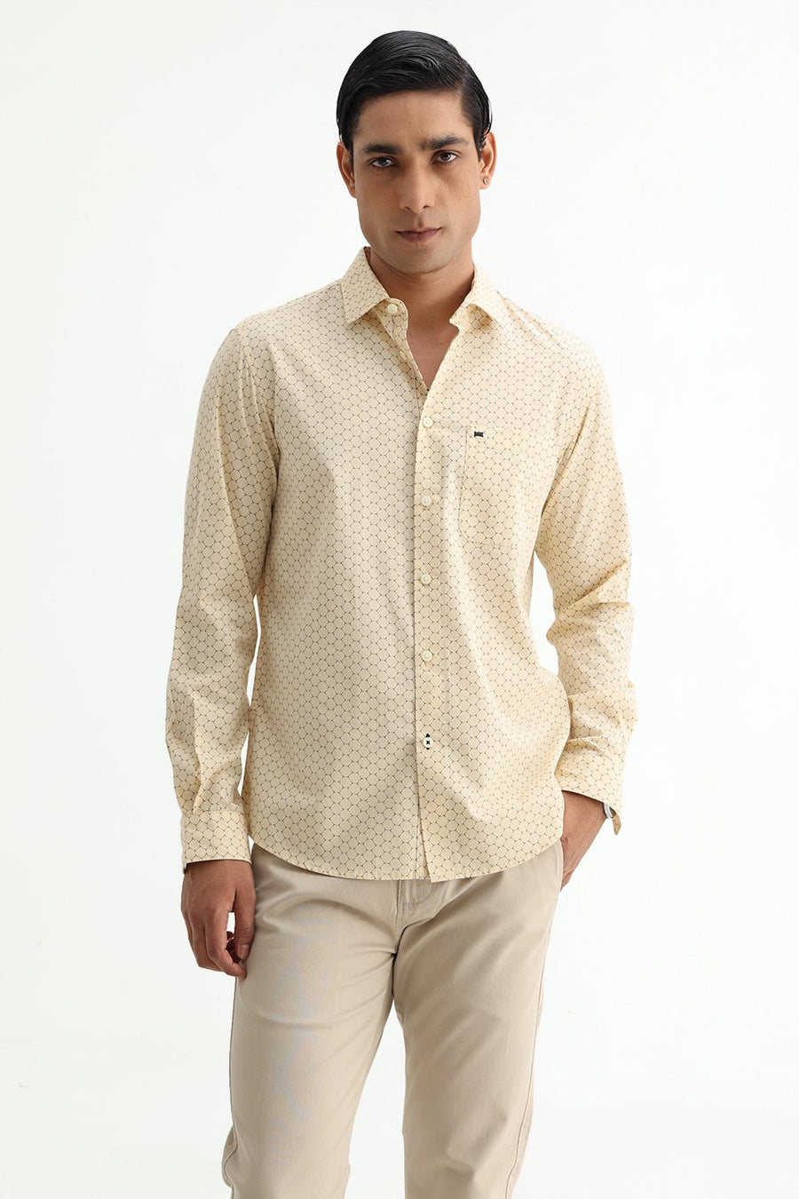 BASICS SLIM FIT CORN BEIGE COTTON POPLIN PRINTED SHIRT