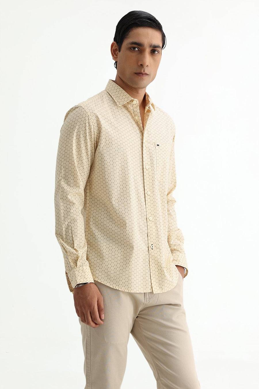 BASICS SLIM FIT CORN BEIGE COTTON POPLIN PRINTED SHIRT