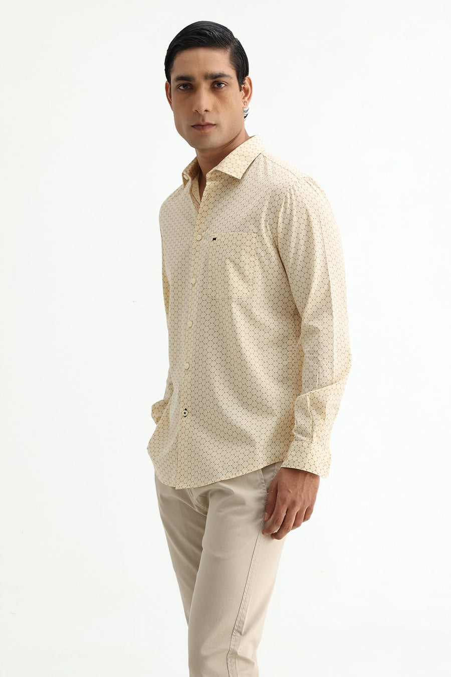 BASICS SLIM FIT CORN BEIGE COTTON POPLIN PRINTED SHIRT