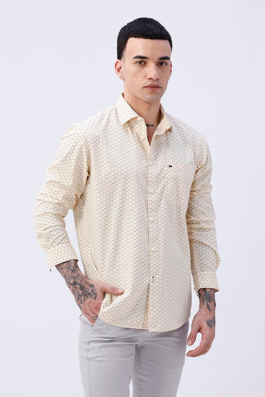 BASICS SLIM FIT CORN BEIGE COTTON POPLIN PRINTED SHIRT