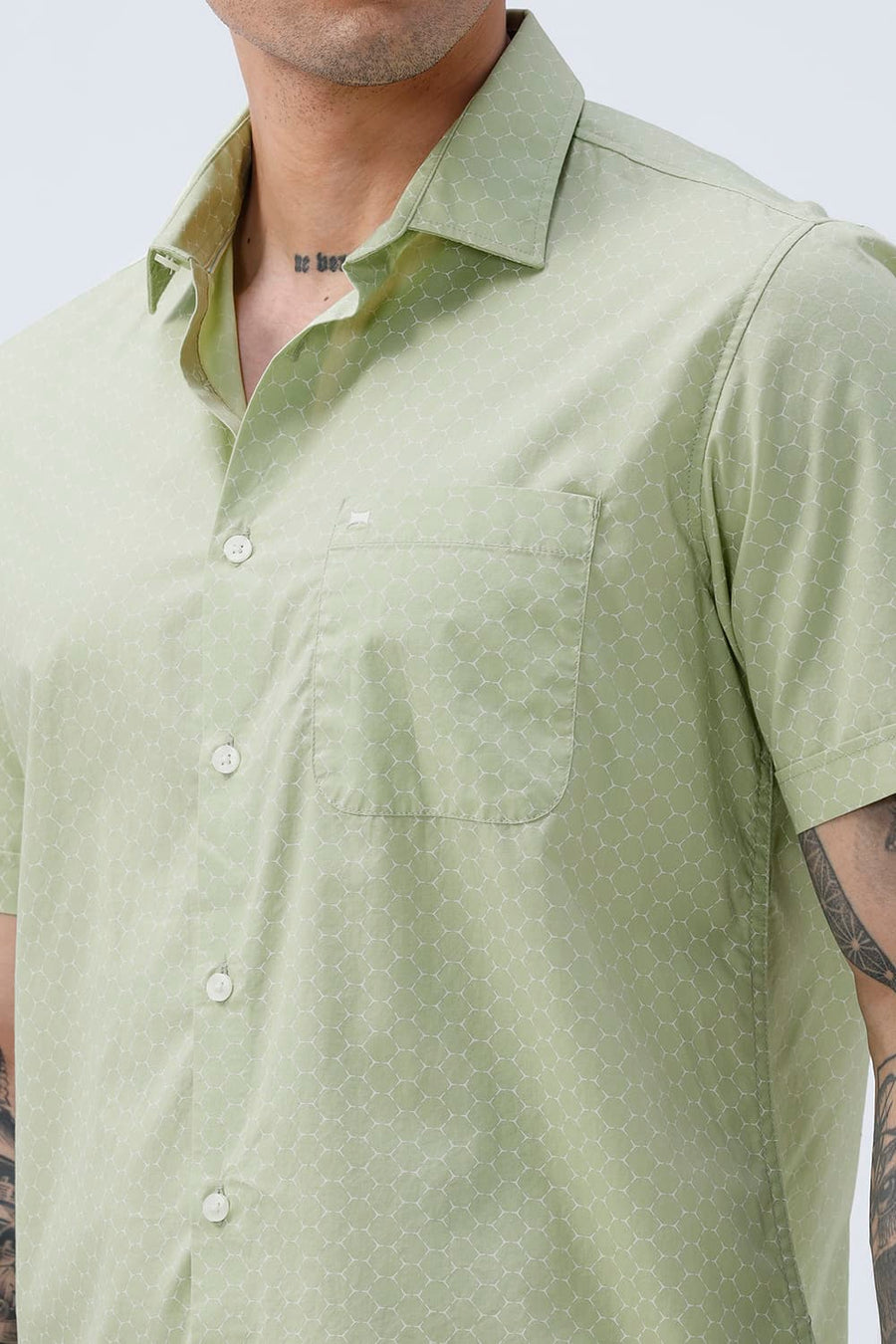 BASICS SLIM FIT SEACREST GREEN COTTON POPLIN PRINTED HALFSLEEVES SHIRT