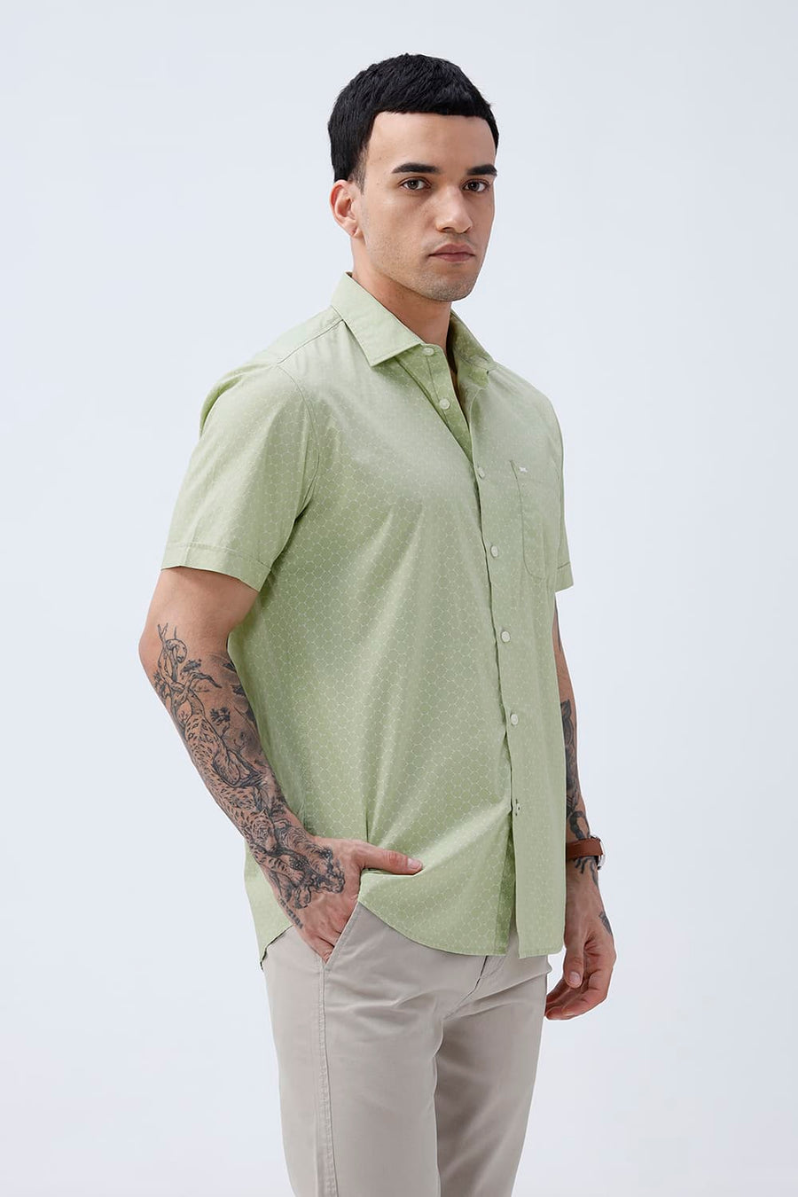 BASICS SLIM FIT SEACREST GREEN COTTON POPLIN PRINTED HALFSLEEVES SHIRT