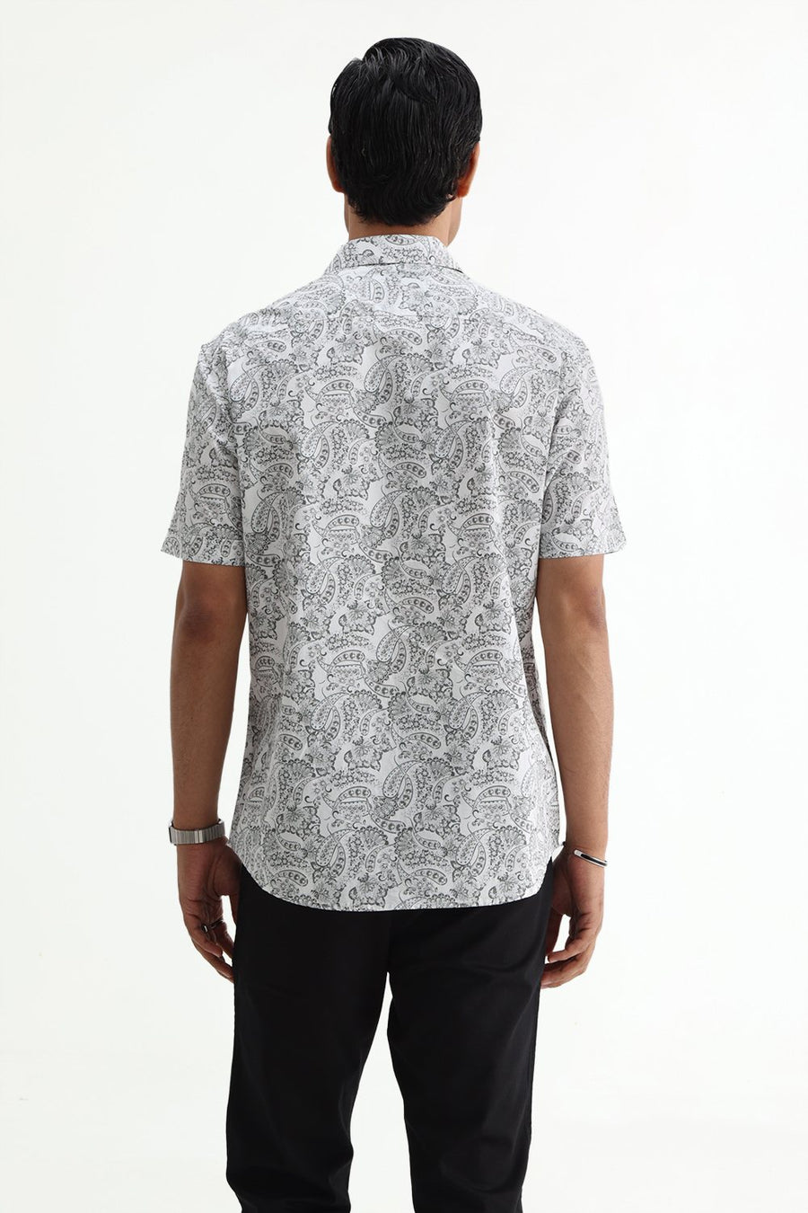 BASICS SLIM FIT SILVER WHITE COTTON POPLIN PRINTED HALFSLEEVES SHIRT