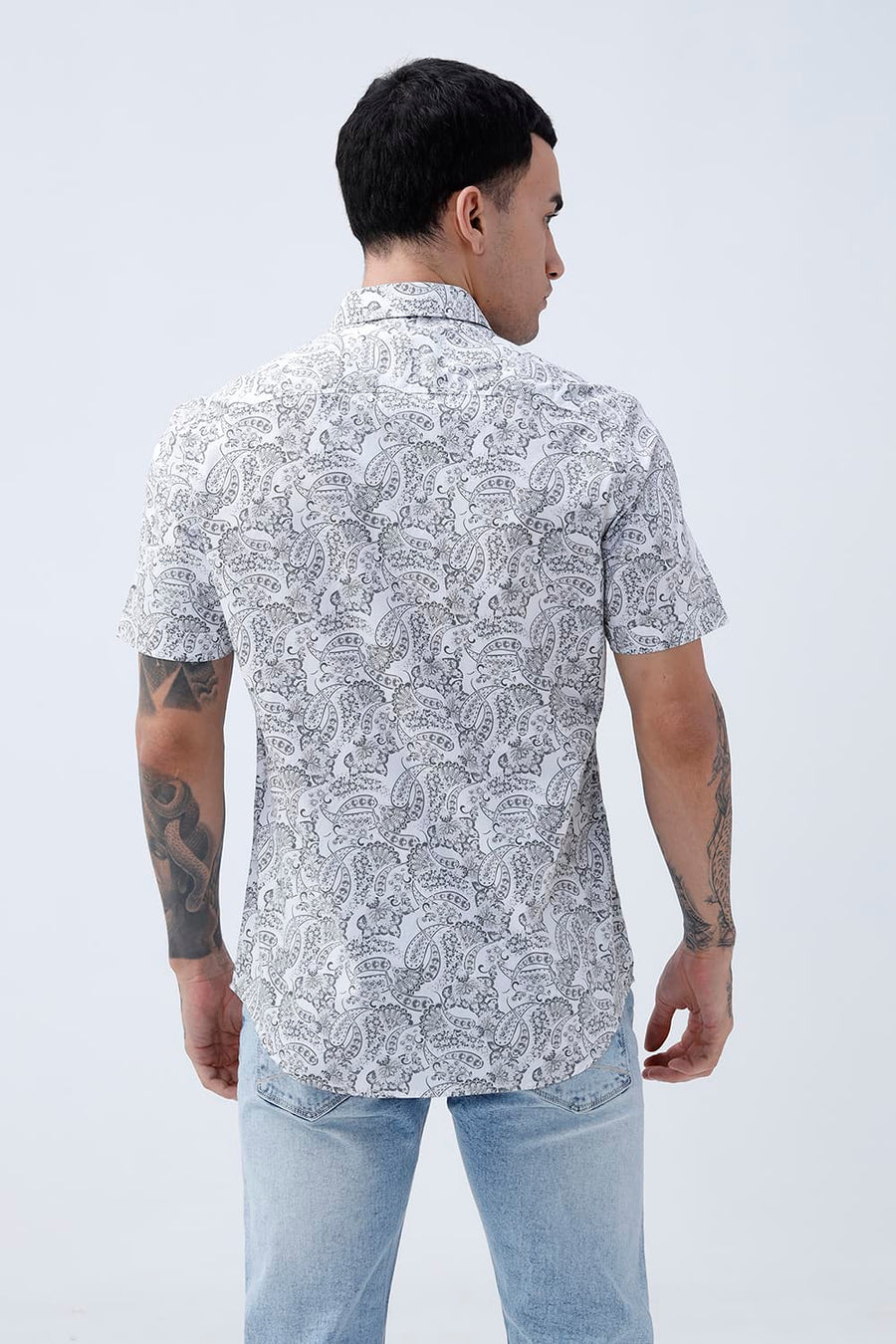 BASICS SLIM FIT SILVER WHITE COTTON POPLIN PRINTED HALFSLEEVES SHIRT
