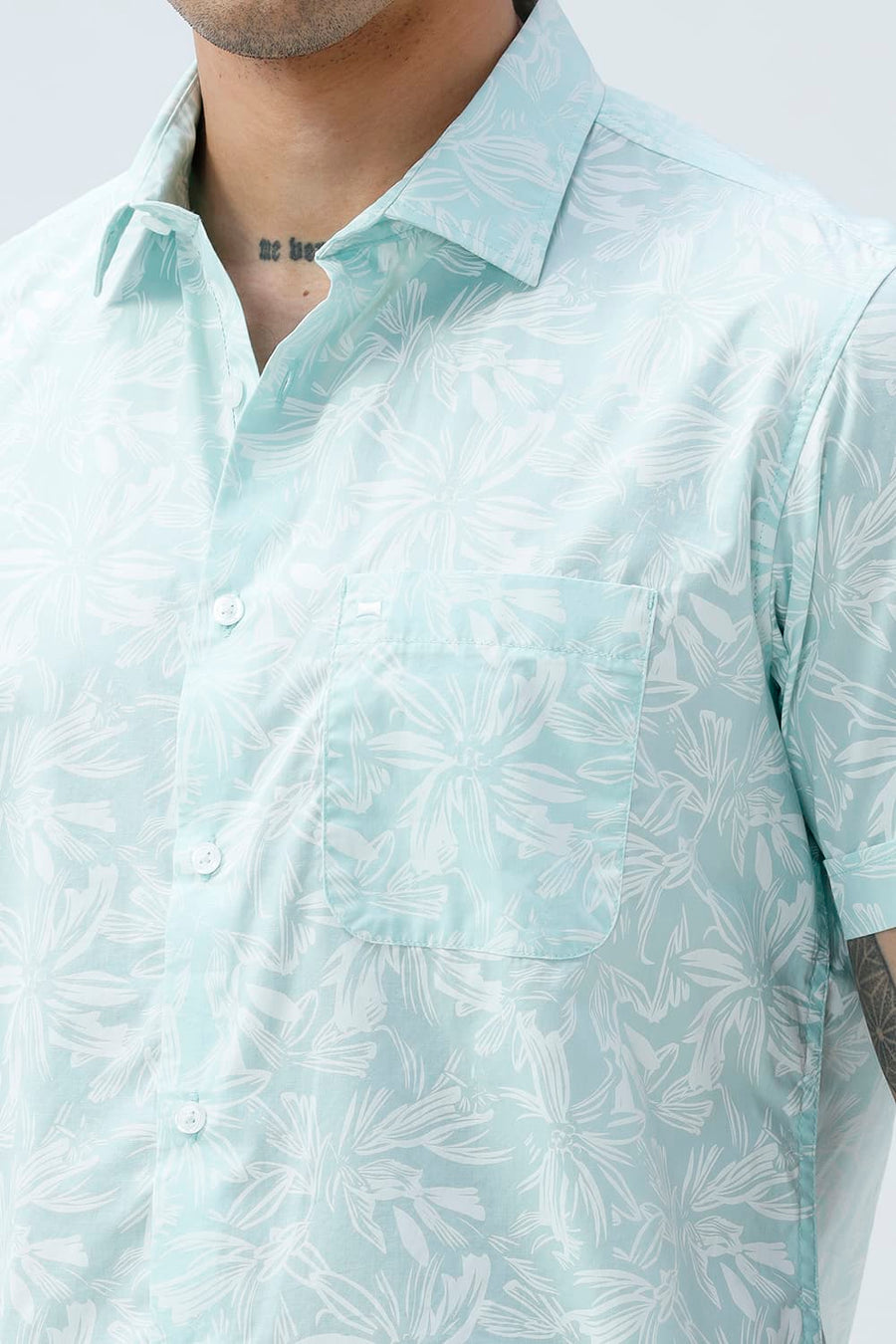 BASICS SLIM FIT MINT GREEN COTTON POPLIN PRINTED HALFSLEEVES SHIRT