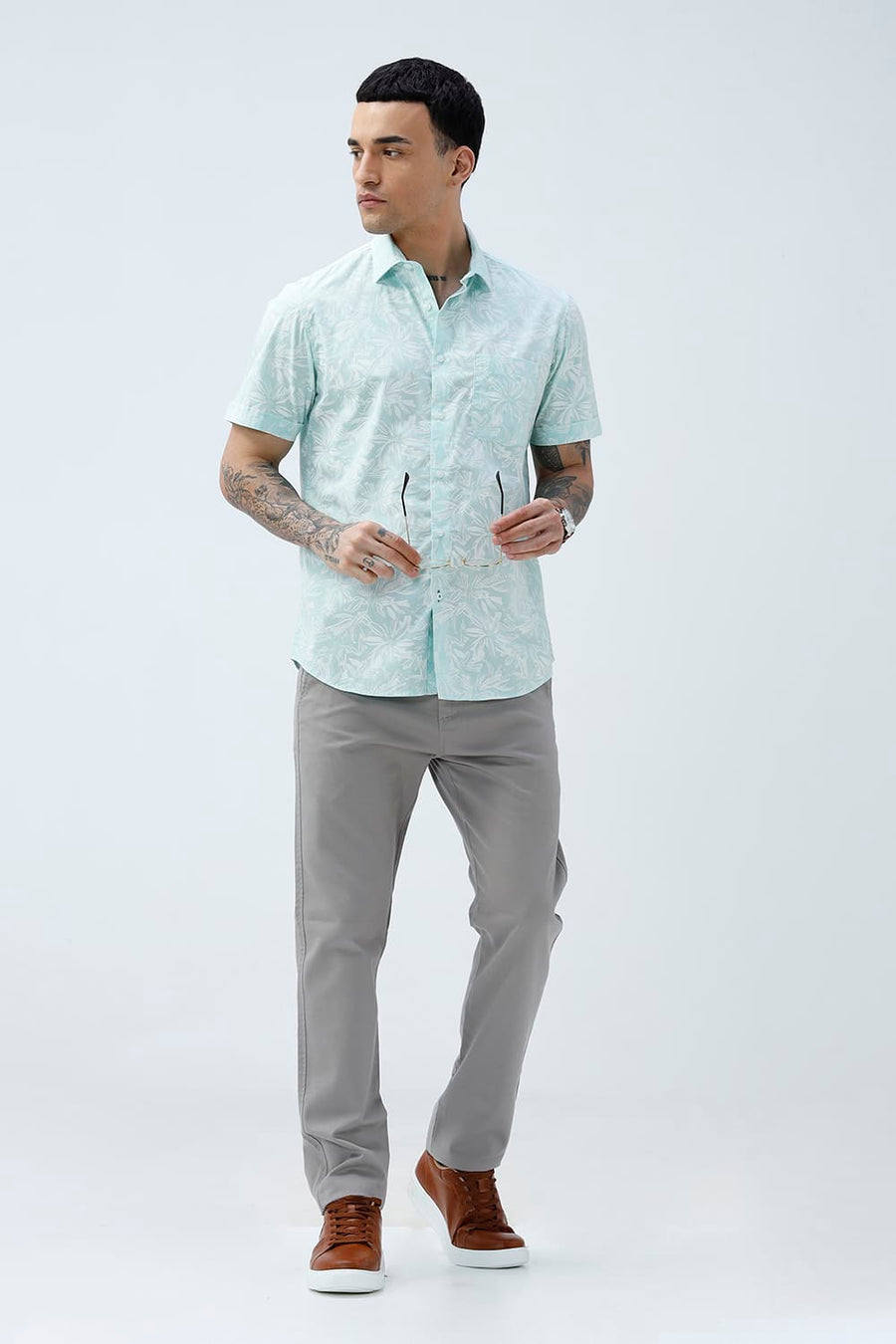 BASICS SLIM FIT MINT GREEN COTTON POPLIN PRINTED HALFSLEEVES SHIRT