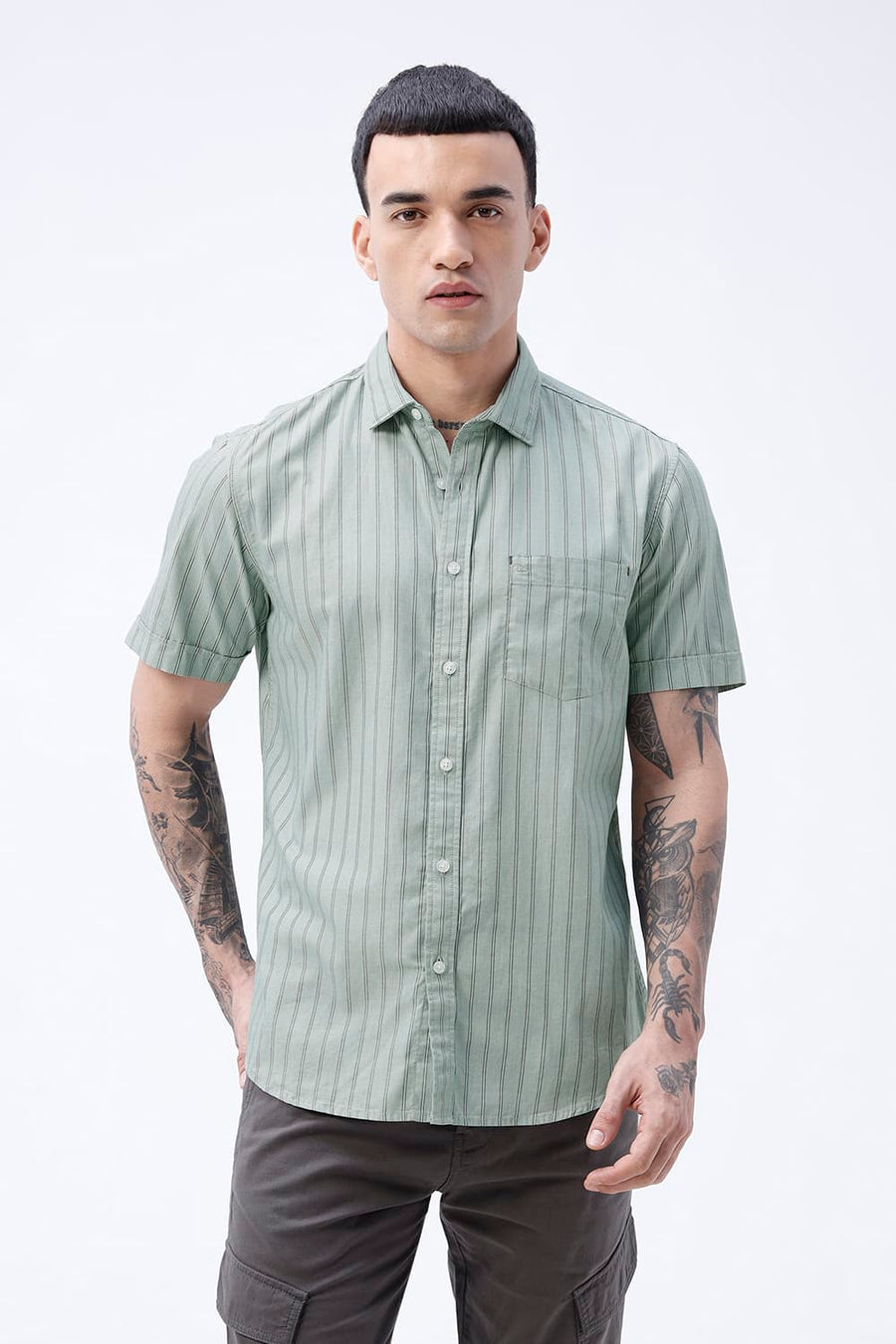 BASICS SLIM FIT GREEN FROST COTTON TWILL STRIPE HALFSLEEVES SHIRT