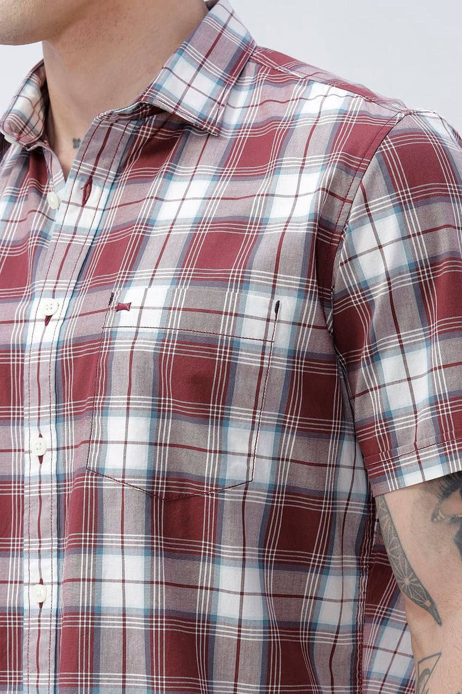 BASICS SLIM FIT TOMATO MAROON COTTON PLAIN CHECKS HALFSLEEVES SHIRT
