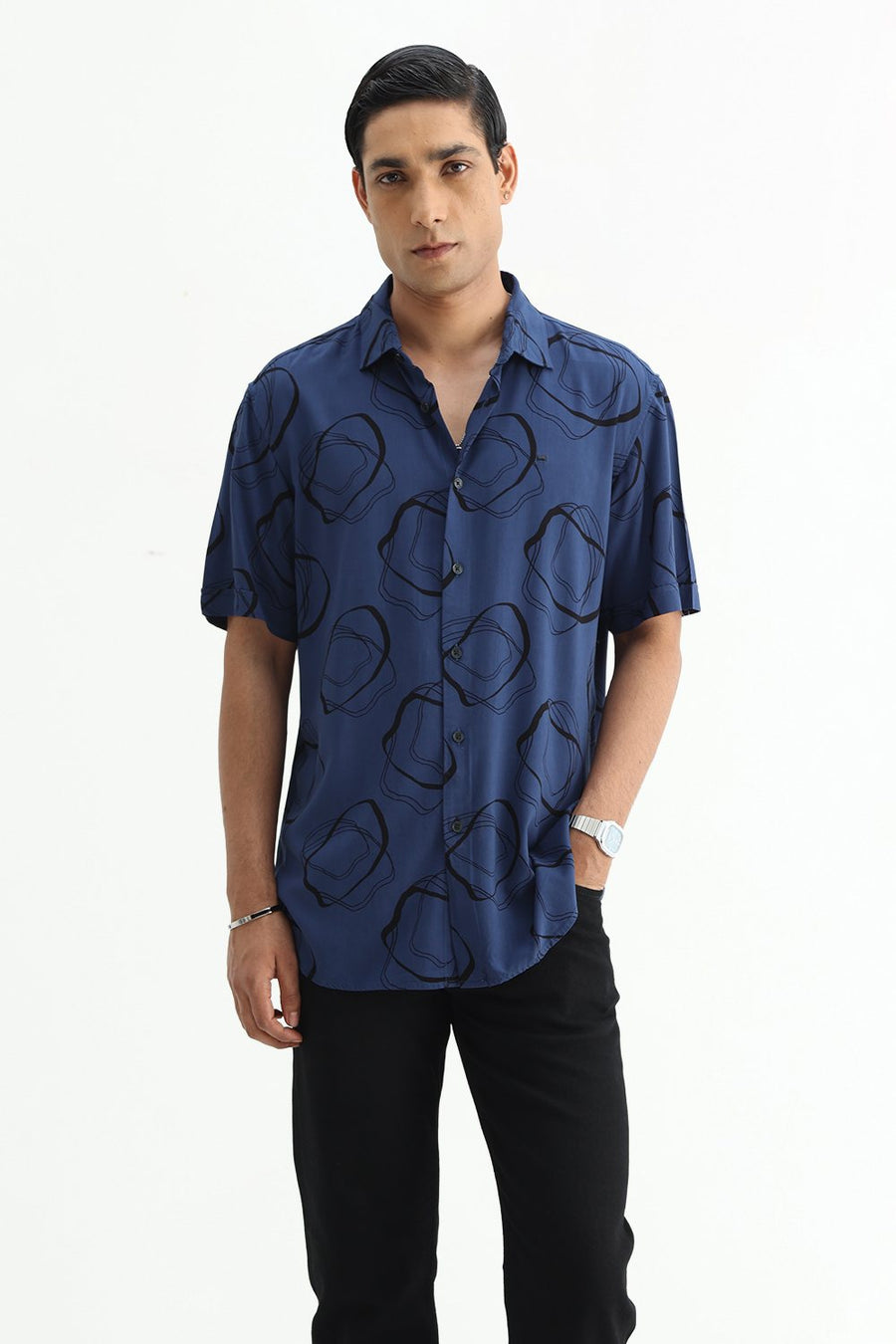 BASICS SLIM FIT TRUE NAVY COTTON VISCOSE PRINTED HALFSLEEVES SHIRT