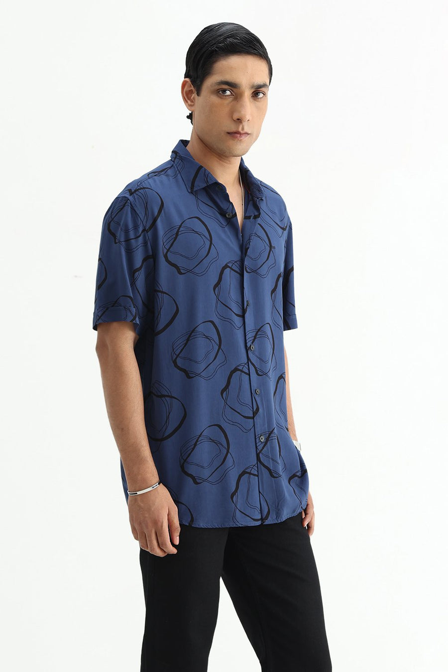 BASICS SLIM FIT TRUE NAVY COTTON VISCOSE PRINTED HALFSLEEVES SHIRT