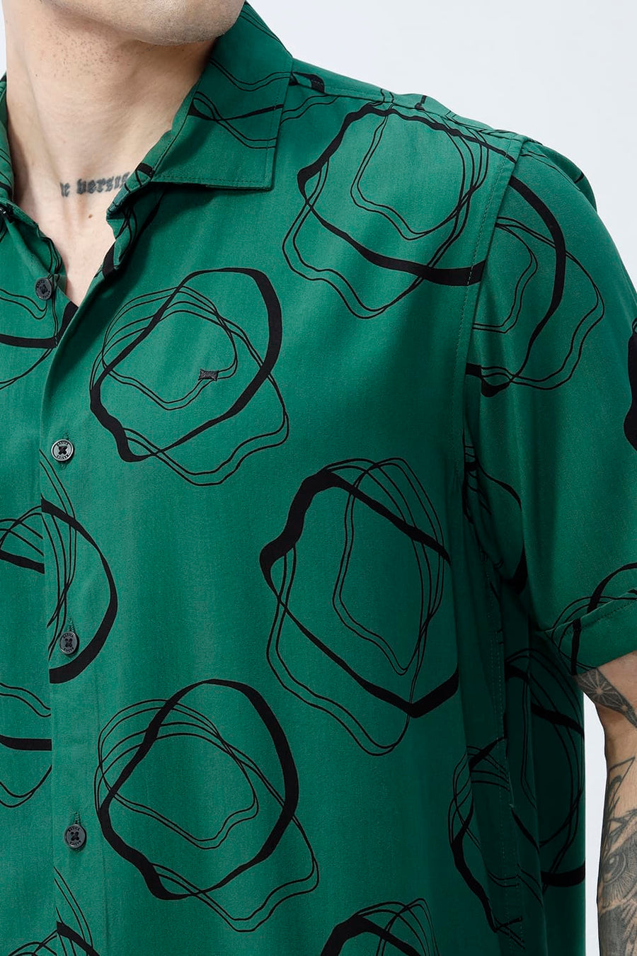 BASICS SLIM FIT  COTTON VISCOSE PRINTED HALFSLEEVES SHIRT