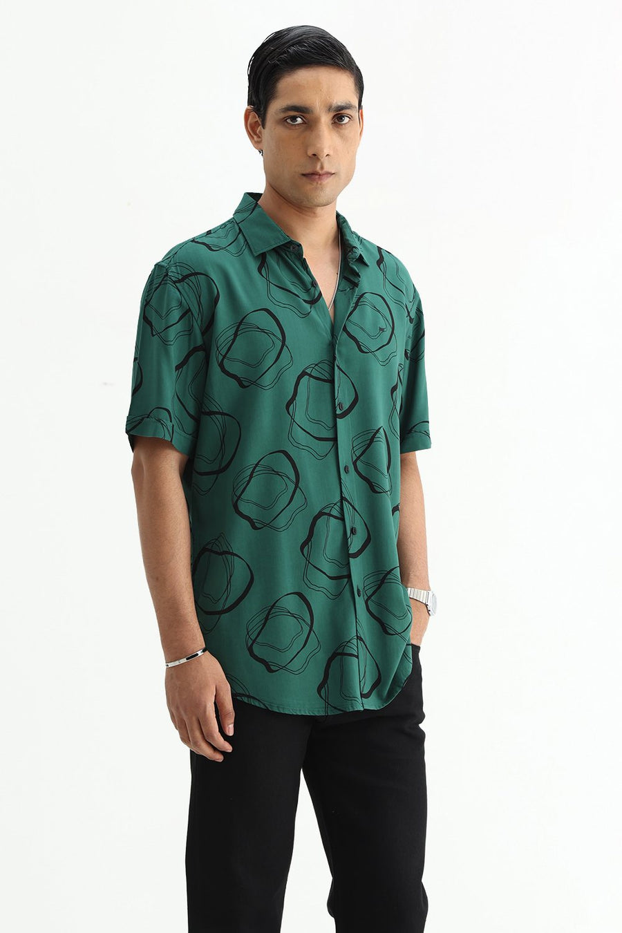 BASICS SLIM FIT  COTTON VISCOSE PRINTED HALFSLEEVES SHIRT