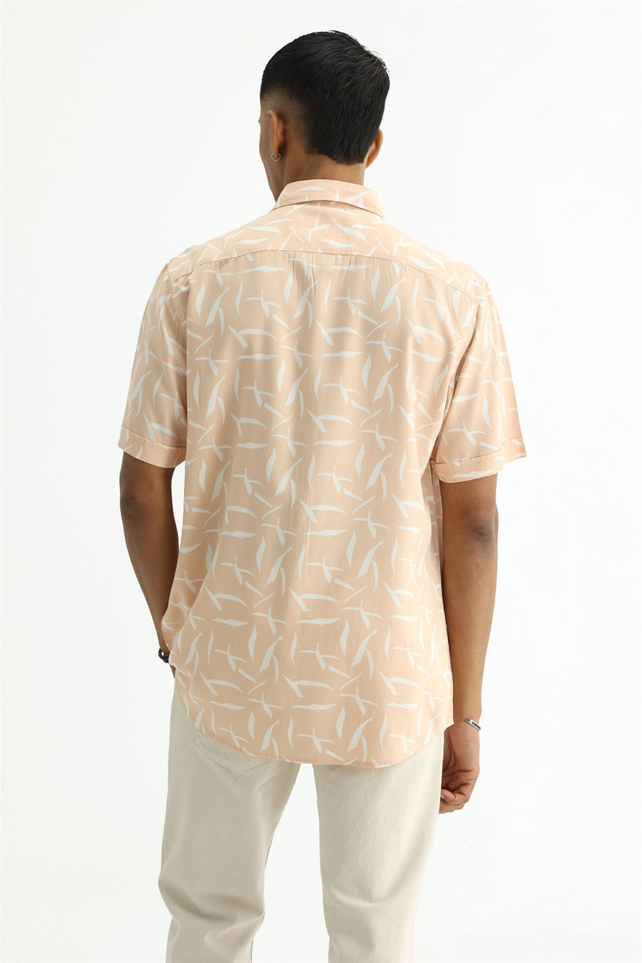 BASICS SLIM FIT PEACH QUARTZ COTTON VISCOSE PRINTED HALFSLEEVES SHIRT