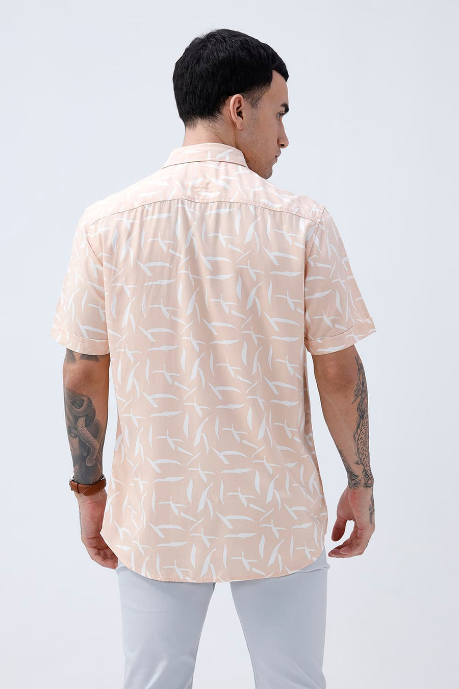 BASICS SLIM FIT PEACH QUARTZ COTTON VISCOSE PRINTED HALFSLEEVES SHIRT