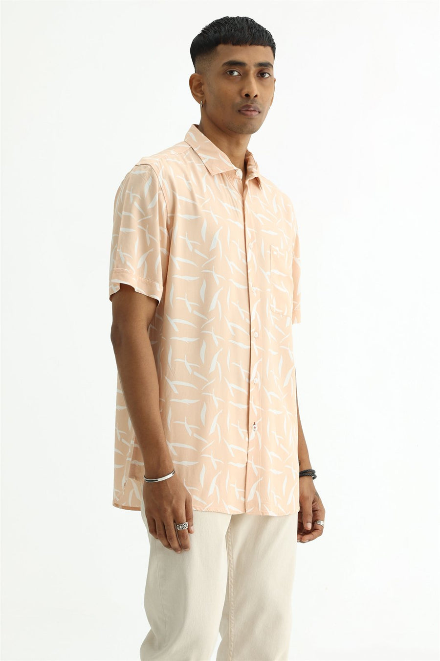 BASICS SLIM FIT PEACH QUARTZ COTTON VISCOSE PRINTED HALFSLEEVES SHIRT