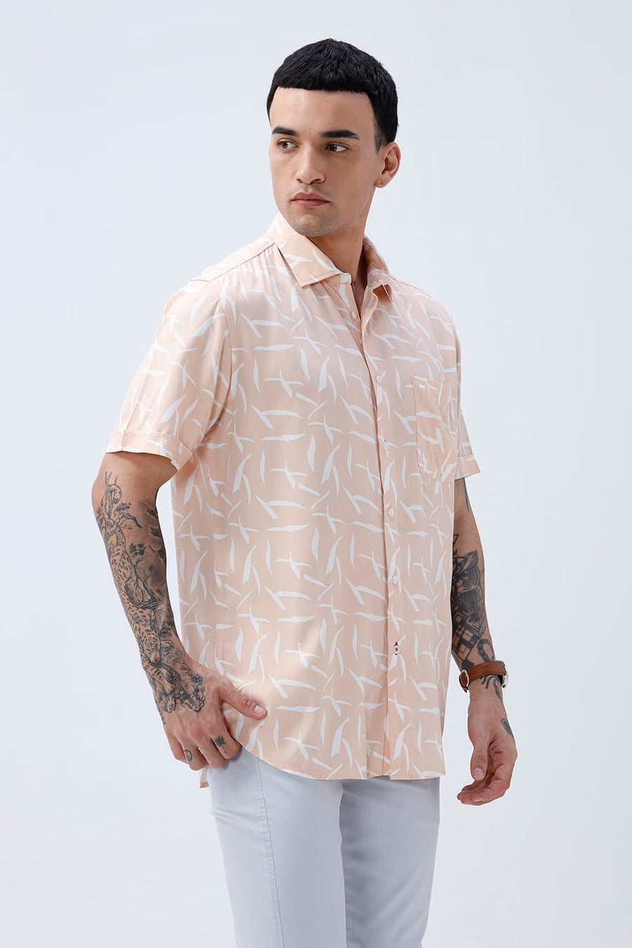 BASICS SLIM FIT PEACH QUARTZ COTTON VISCOSE PRINTED HALFSLEEVES SHIRT