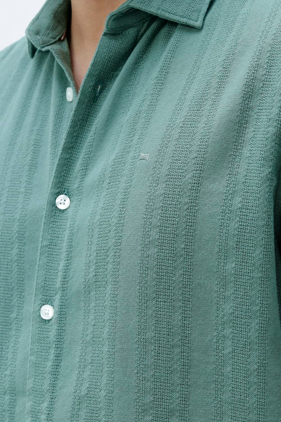 BASICS SLIM FIT TRELLIS GREEN COTTON LENO DOBBY HALFSLEEVES SHIRT